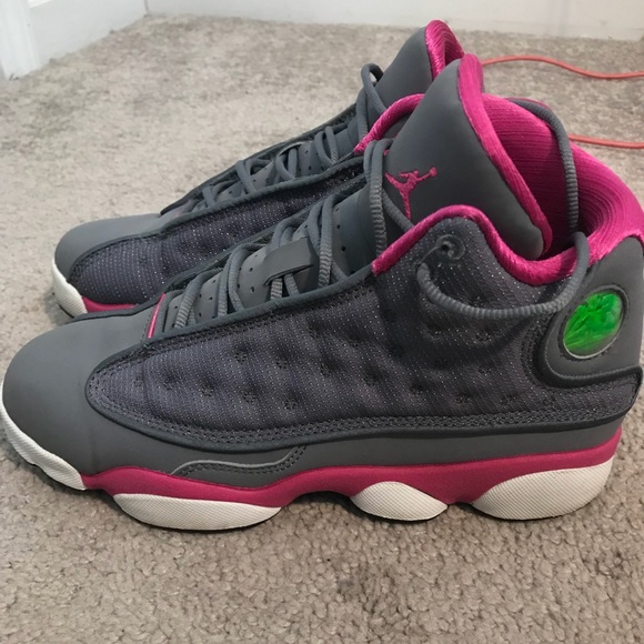 Air Jordan 13 - Picture 2 of 2